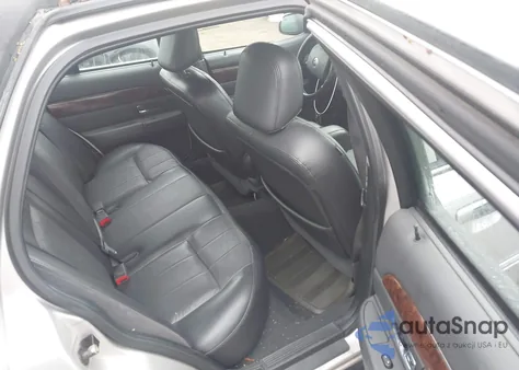 2005 Mercury Grand Marquis Ls/Lse z USA, uszkodzony, nr VIN 2MEHM75W85X620647